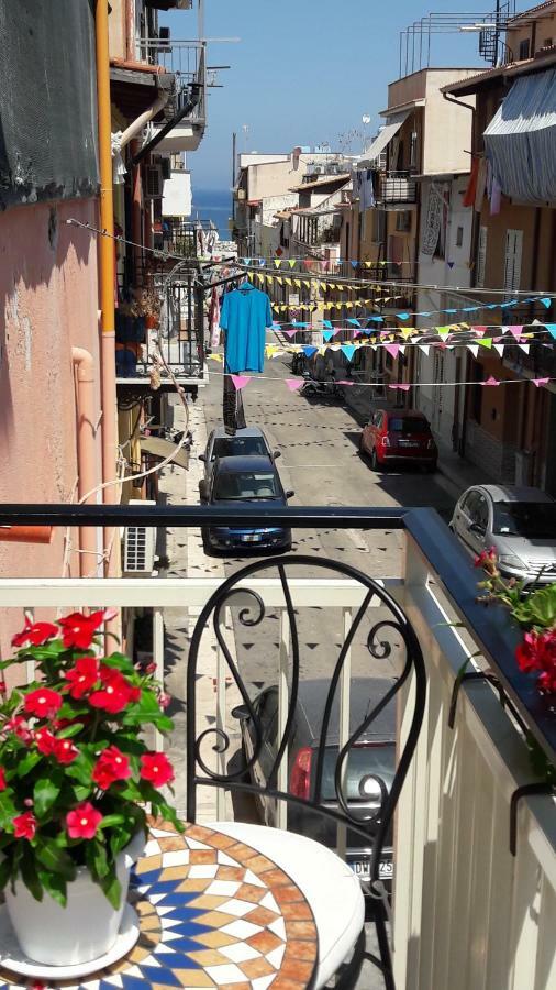 Casa Vacanze Chiara แตร์ราซีนี ภายนอก รูปภาพ