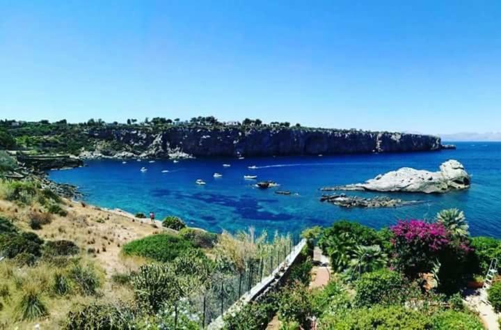 Casa Vacanze Chiara แตร์ราซีนี ภายนอก รูปภาพ